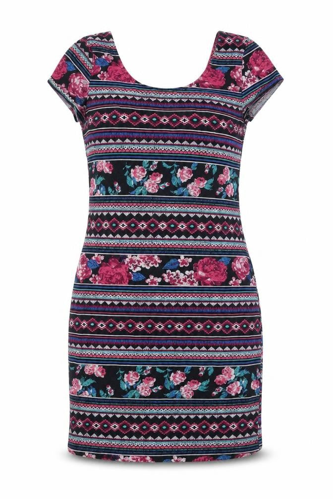 Front view of New Look women’s multicoloured geometric viscose shift, size UK 14, scoop neck pullover