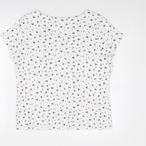 Marks and Spencer Womens White Geometric Viscose Basic T-Shirt Size 20 V-Neck
