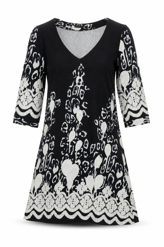 Front view of Quiz women’s blue geometric polyester a-line, size UK 10, v-neck pullover