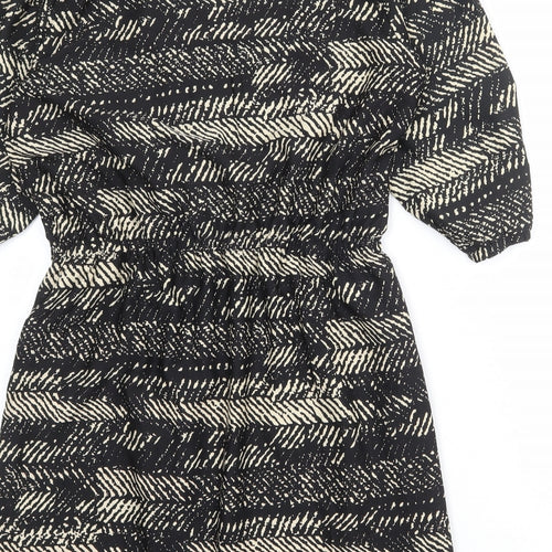 Yumi Womens Black Geometric Polyester A-Line Size 16 V-Neck