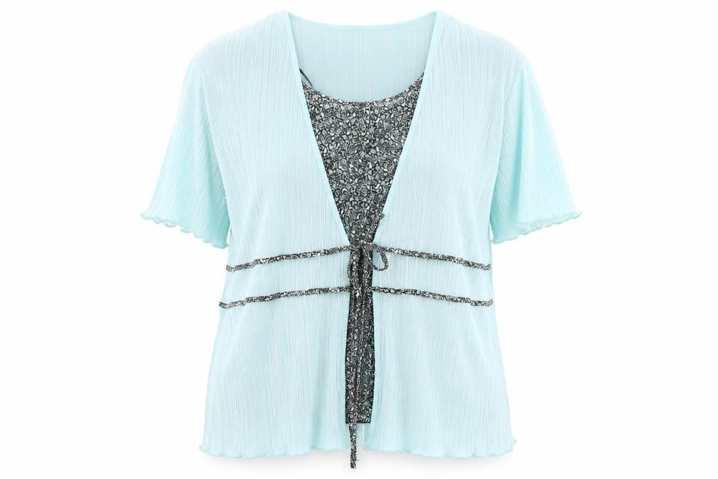 Front view of Sonic women’s green floral polyester basic blouse, size L, scoop neck