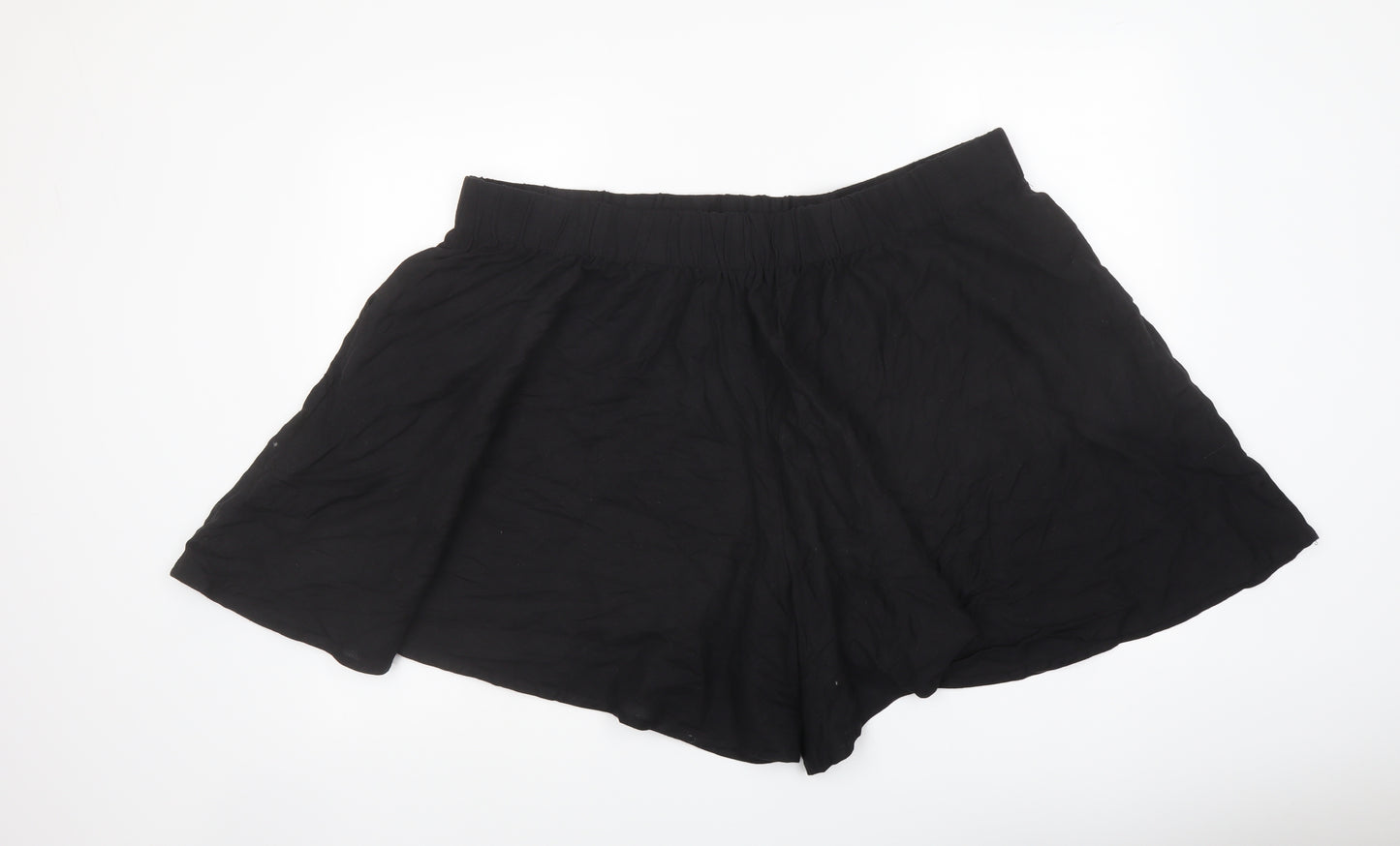 Simply Be Womens Black Viscose Hot Pants Shorts Size 24 L5 in Regular Pull On