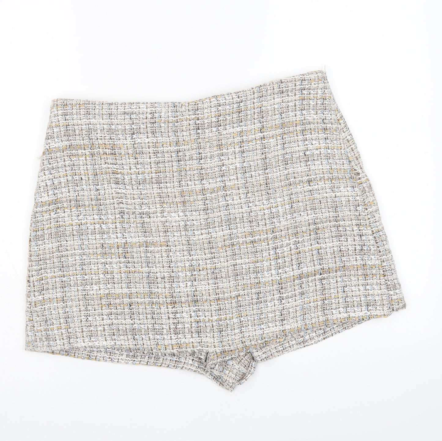 Zara Womens Beige Polyester Basic Shorts Size 32 in L3 in Regular Zip