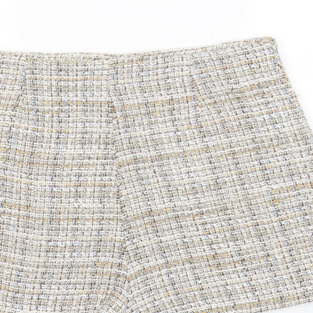 Zara Womens Beige Polyester Basic Shorts Size 32 in L3 in Regular Zip