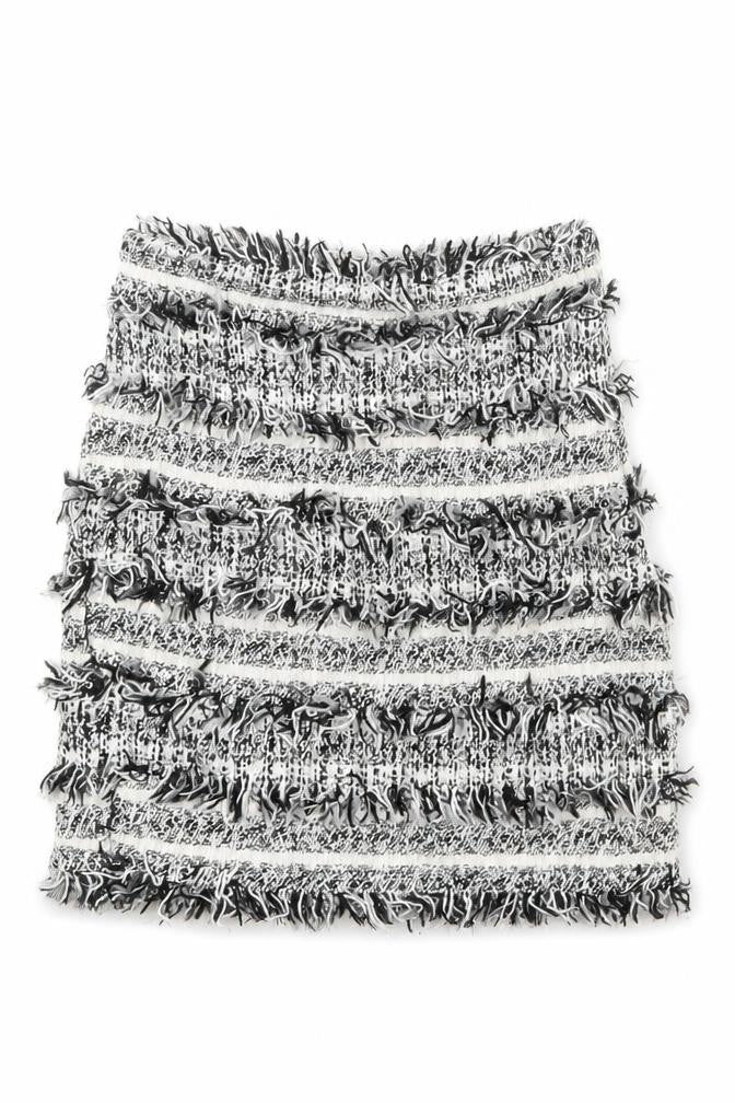 Front view of ASOS women’s white cotton a-line skirt, size UK 6, zip