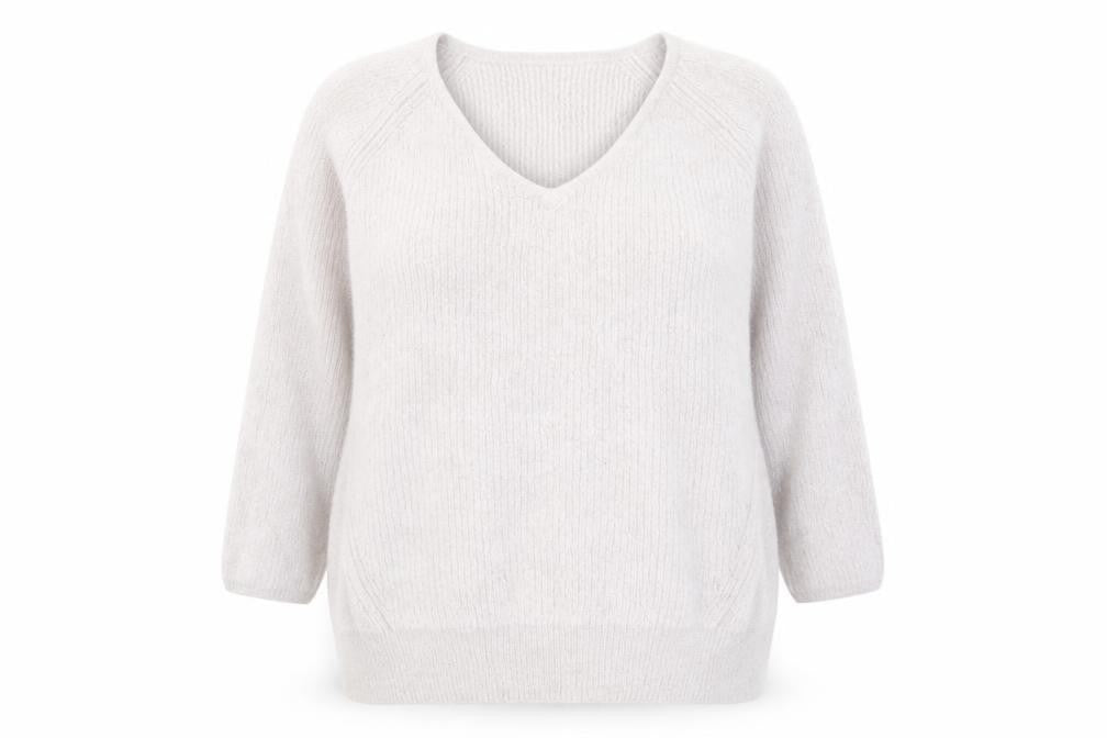 Front view of TWIGGY women’s purple v-neck polyamide jumper, size UK 18