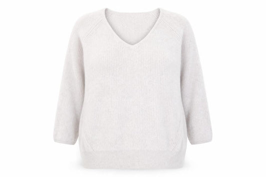 Front view of TWIGGY women’s purple v-neck polyamide jumper, size UK 18