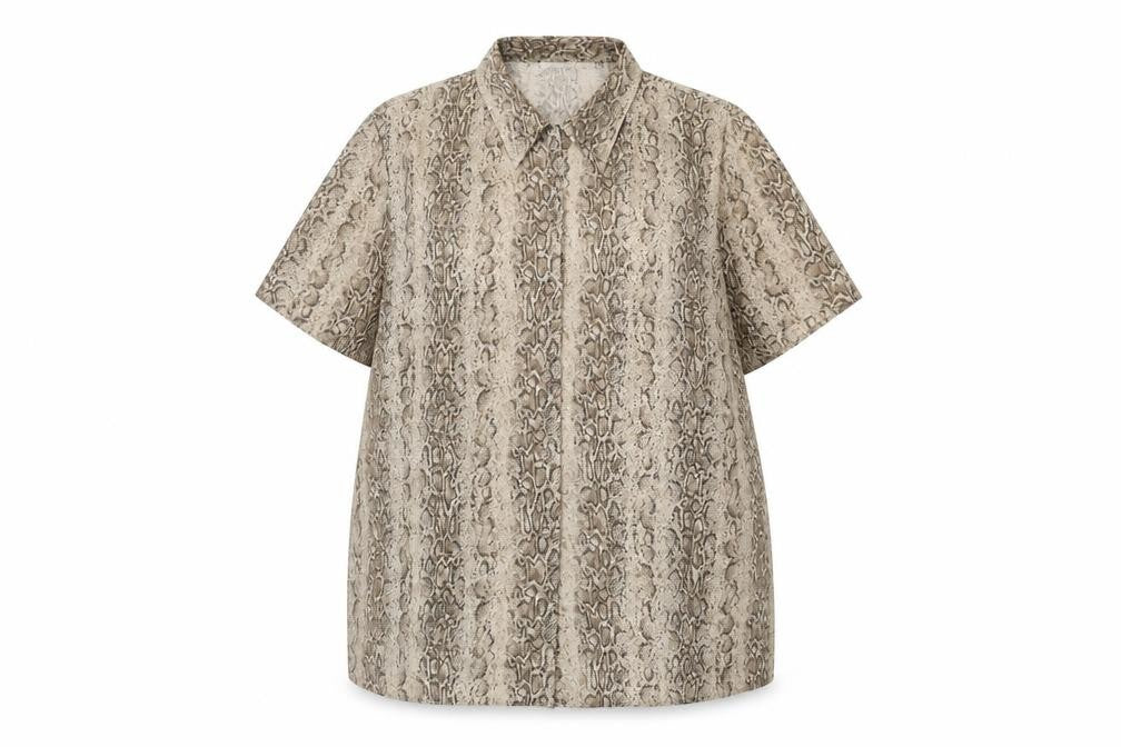 Front view of Canada women’s multicoloured animal print polyester basic button-up, size UK 20, collared - snake print