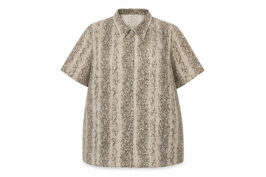 Front view of Canada women’s multicoloured animal print polyester basic button-up, size UK 20, collared - snake print