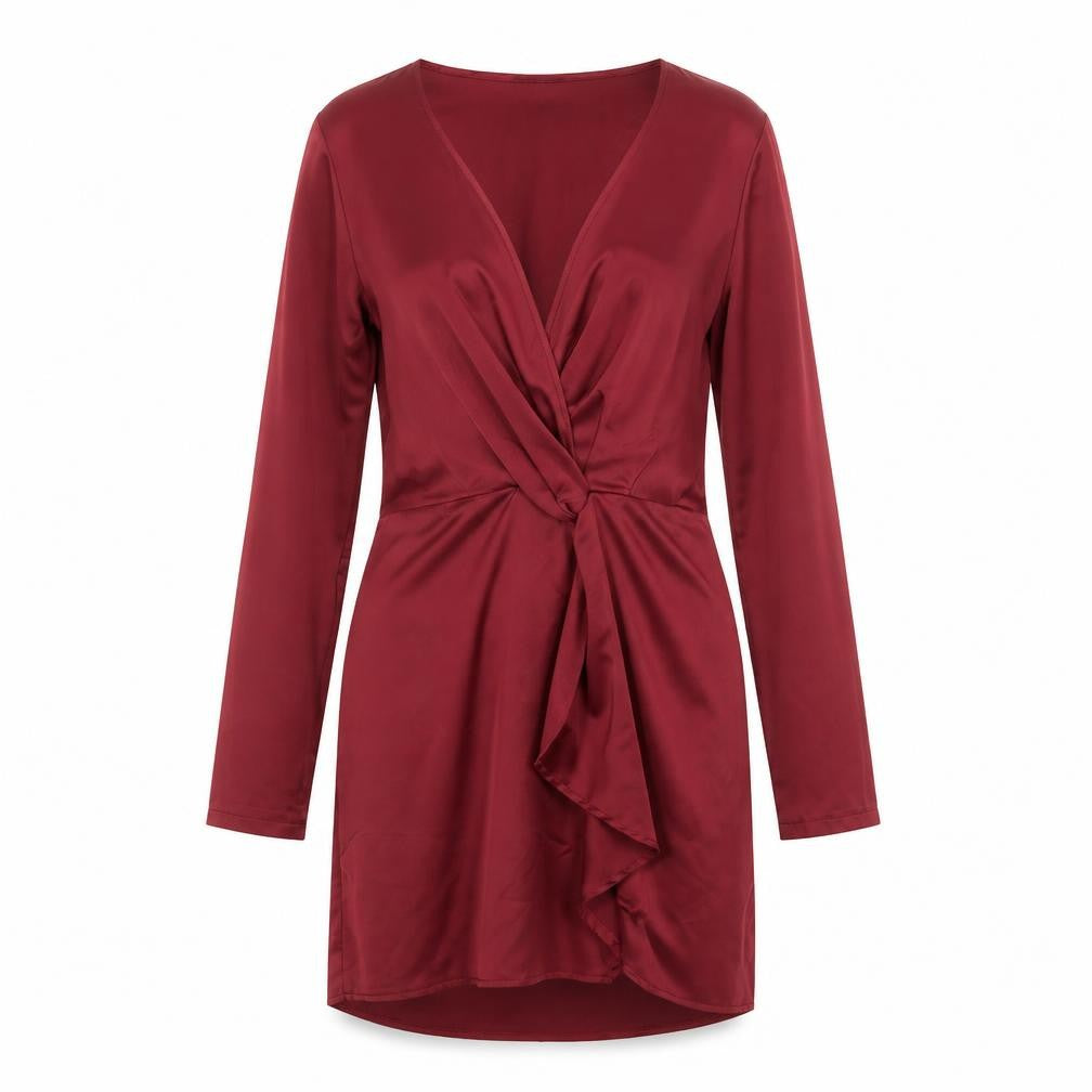 Front view of PRETTYLITTLETHING women’s red polyester shift, size UK 6, v-neck zip