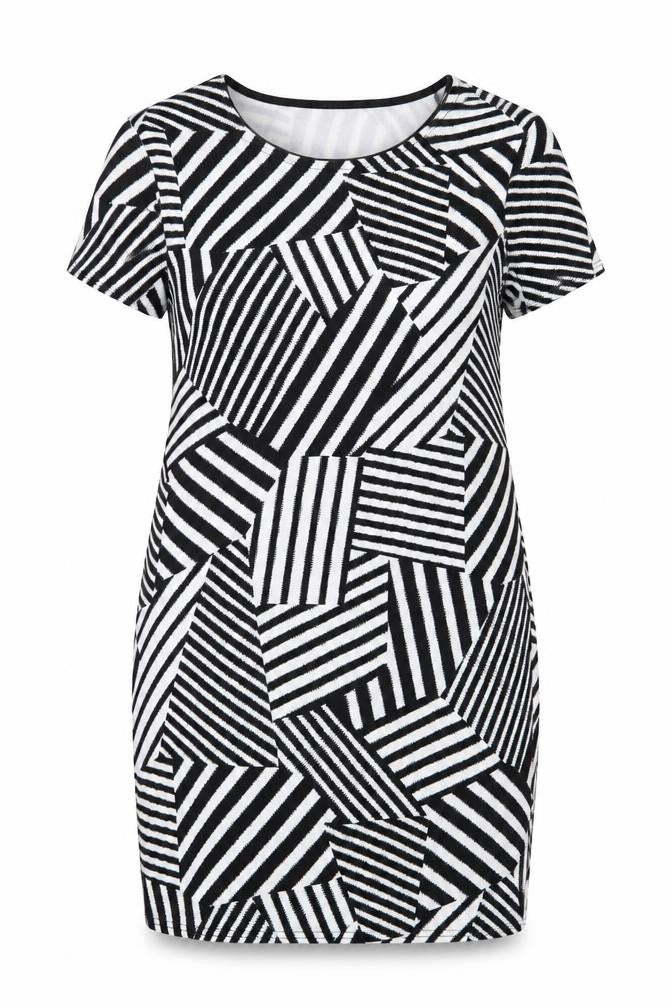 Front view of Select women’s black geometric polyester shift, size UK 14, round neck pullover