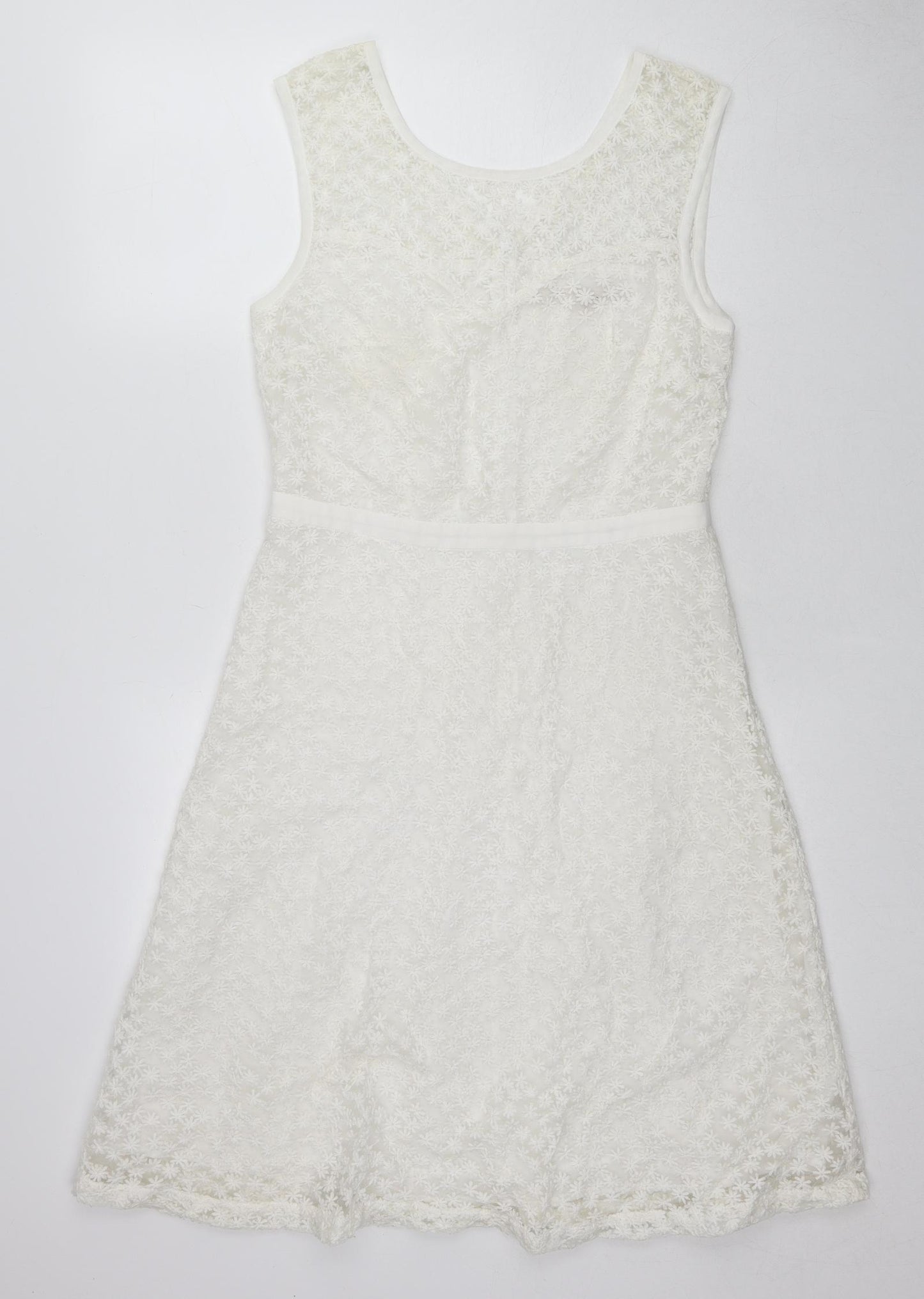 Nougat Womens White Floral Cotton Shift Size 12 Round Neck Zip