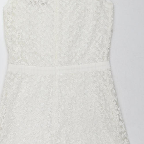 Nougat Womens White Floral Cotton Shift Size 12 Round Neck Zip