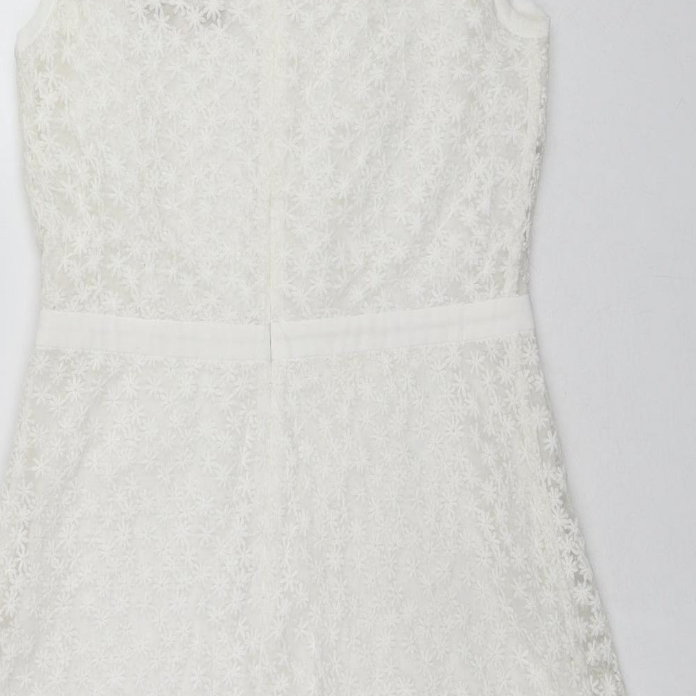 Nougat Womens White Floral Cotton Shift Size 12 Round Neck Zip