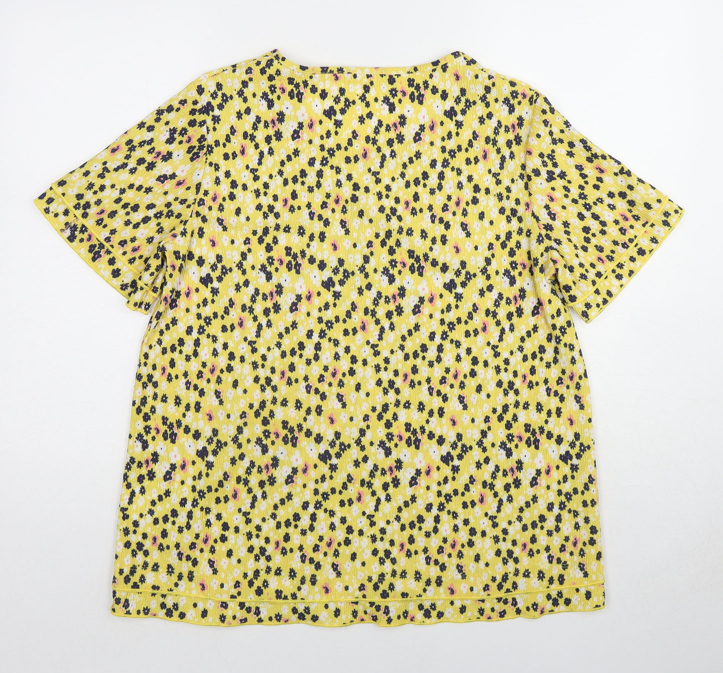 Damart Womens Yellow Floral Polyester Basic T-Shirt Size 14 Round Neck - Size 14-16