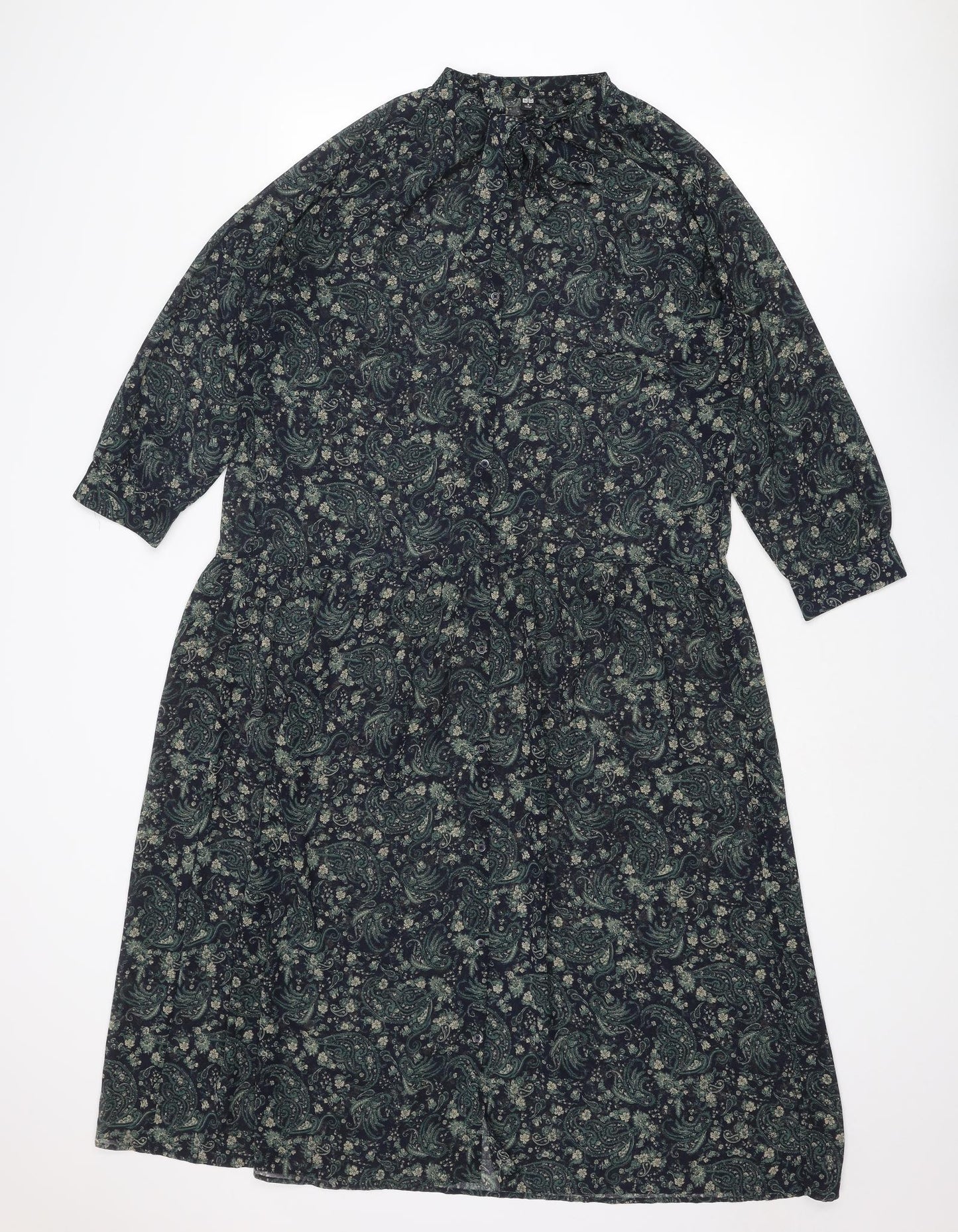 Uniqlo Womens Blue Paisley Polyester A-Line Size M Round Neck Button