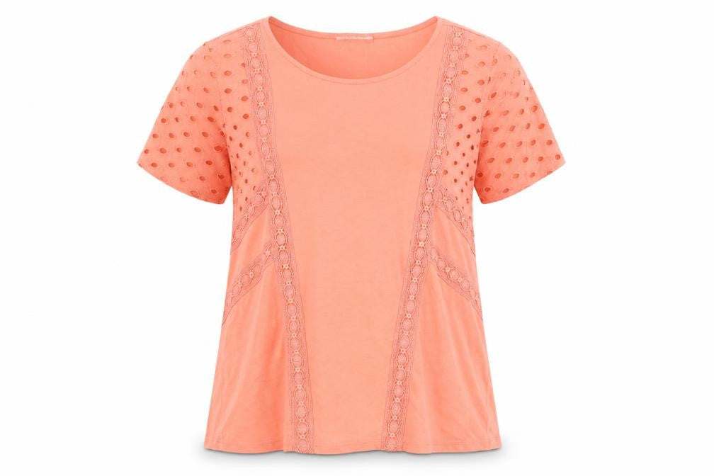 Front view of Indigo women’s pink polyester basic t-shirt, size UK 12, round neck