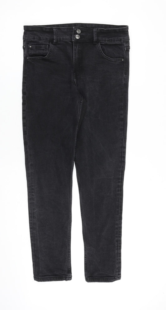 Front view of Sinsay women’s black cotton tapered jeans, size UK 14, 29-inch leg regular zip