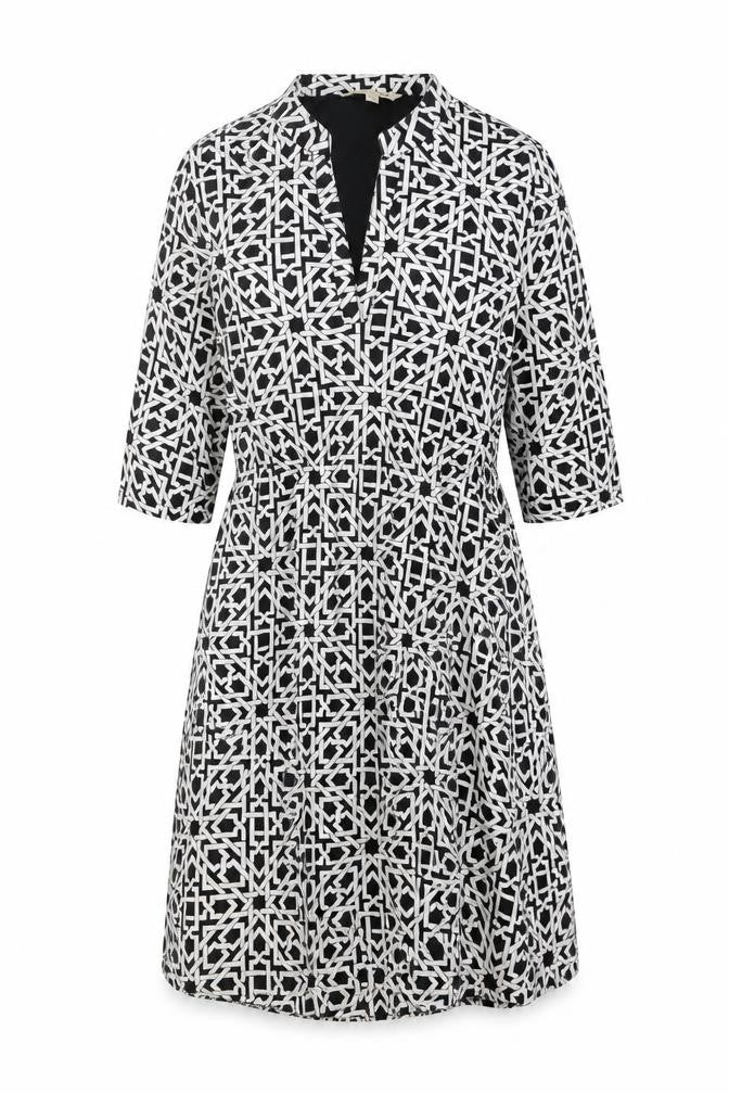 Front view of Yumi women’s black geometric polyester a-line, size UK 10, v-neck pullover