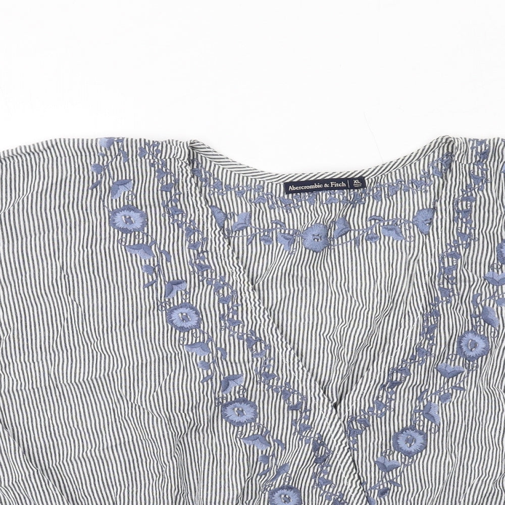 Abercrombie & Fitch Womens Blue Striped Cotton Basic Blouse Size XL V-Neck