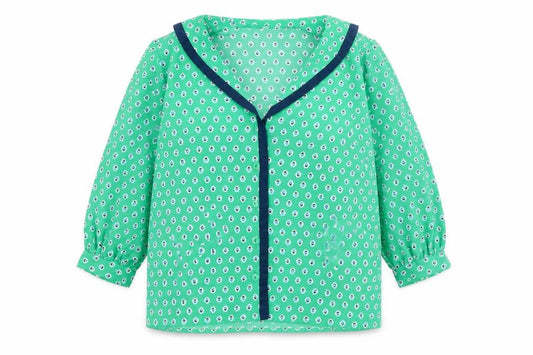 Front view of Country Casuals women’s green geometric polyester basic button-up, size UK 14, collared
