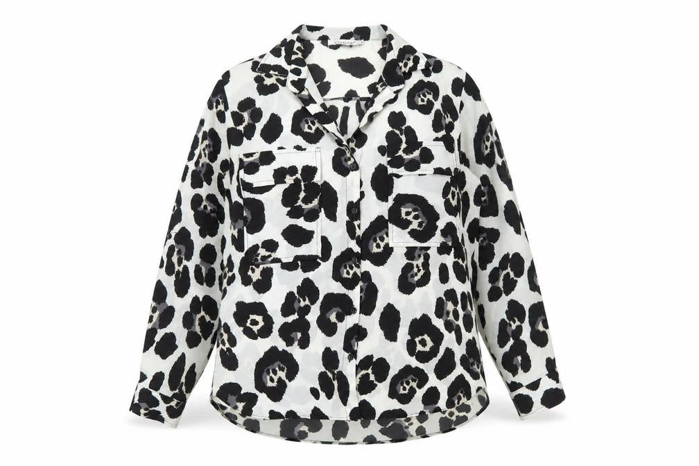 Front view of Voyelles women’s ivory animal print polyester basic button-up, size S, collared - leopard print