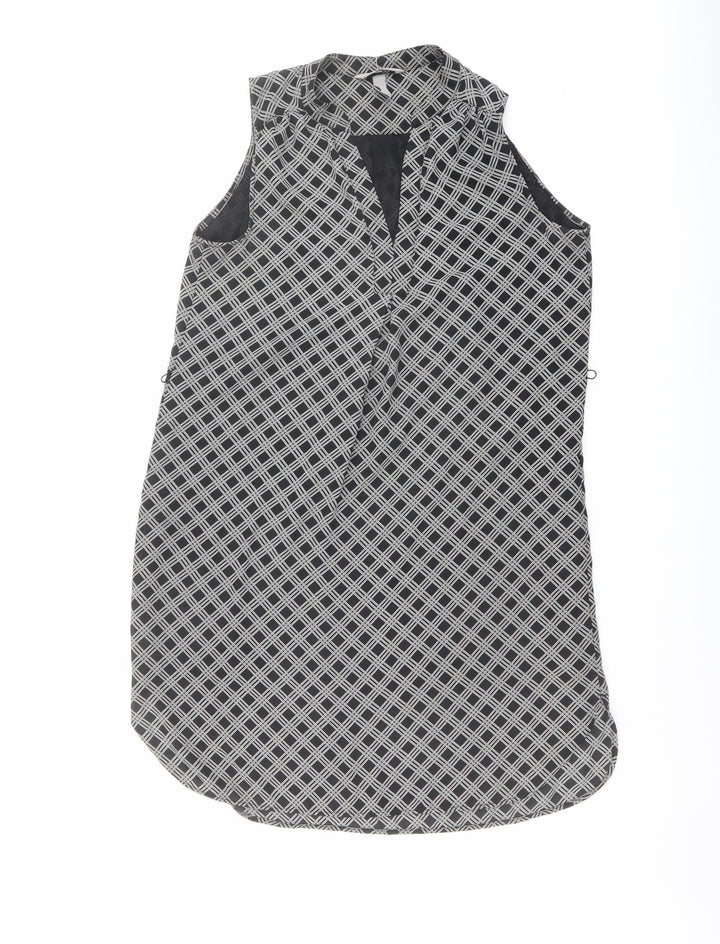 H&M Womens Black Geometric Polyester A-Line Size 12 V-Neck Pullover
