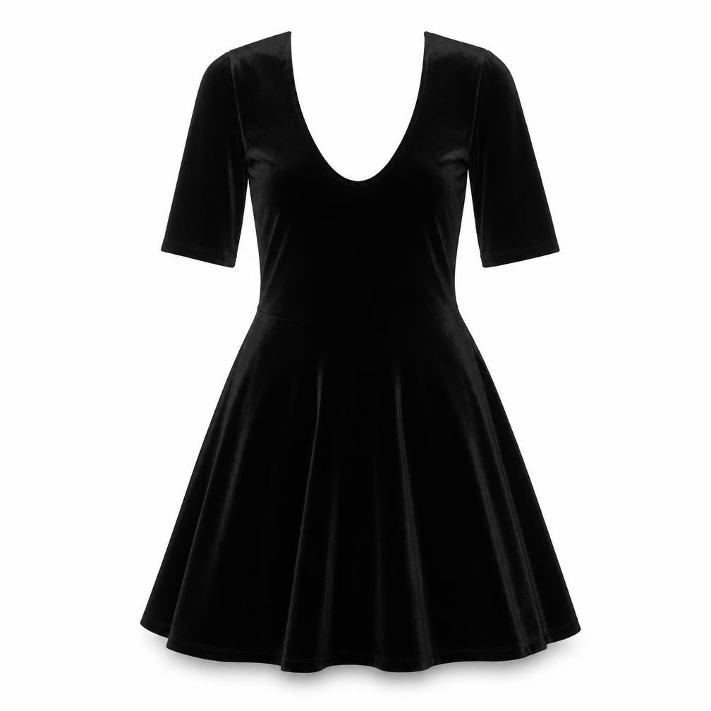 Front view of Kimchi Blue women’s black polyester a-line, size M, scoop neck pullover
