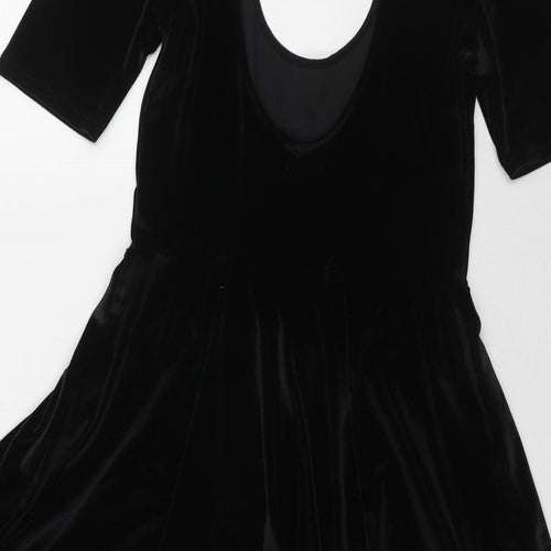 Kimchi Blue Womens Black Polyester A-Line Size M Scoop Neck Pullover