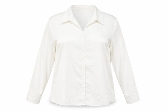 Front view of Frank Walder women’s ivory polyester basic button-up, size UK 18, collared