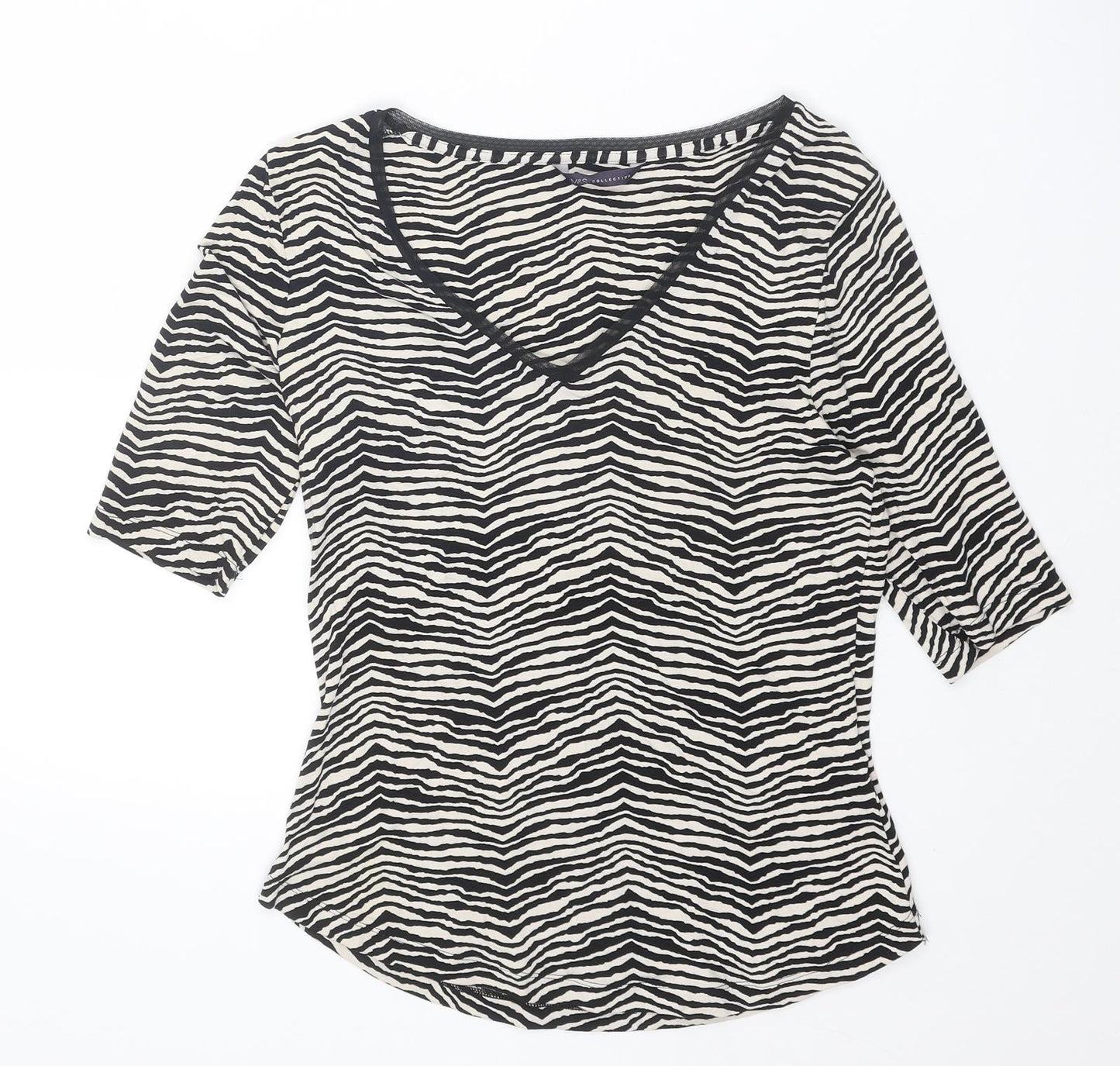 Marks and Spencer Womens Black Animal Print Viscose Basic T-Shirt Size 8 V-Neck - Tiger Print