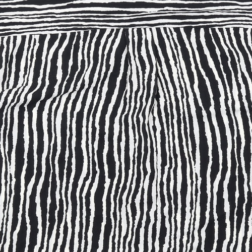 Marks and Spencer Womens Black Striped Polyester Basic Button-Up Size 16 Round Neck