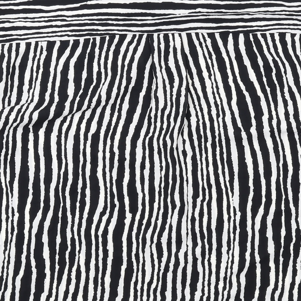 Marks and Spencer Womens Black Striped Polyester Basic Button-Up Size 16 Round Neck