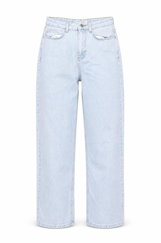 Front view of NA-KD women’s blue polyester mom jeans, size UK 8, 30-inch leg regular zip