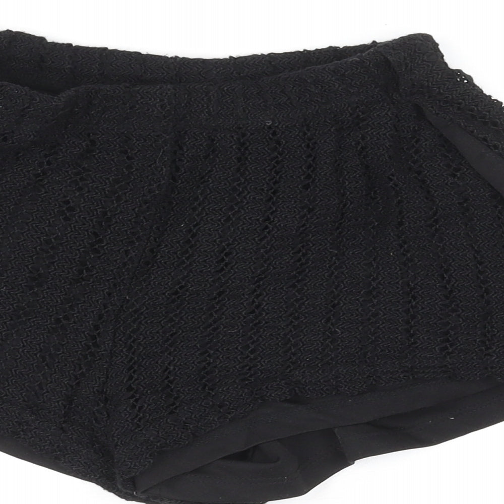 Bershka Womens Black Geometric Polyester Basic Shorts Size XS L5 in Regular Pull On