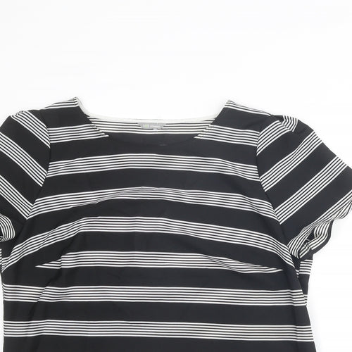 Marks and Spencer Womens Black Striped Polyester Basic T-Shirt Size 18 Round Neck