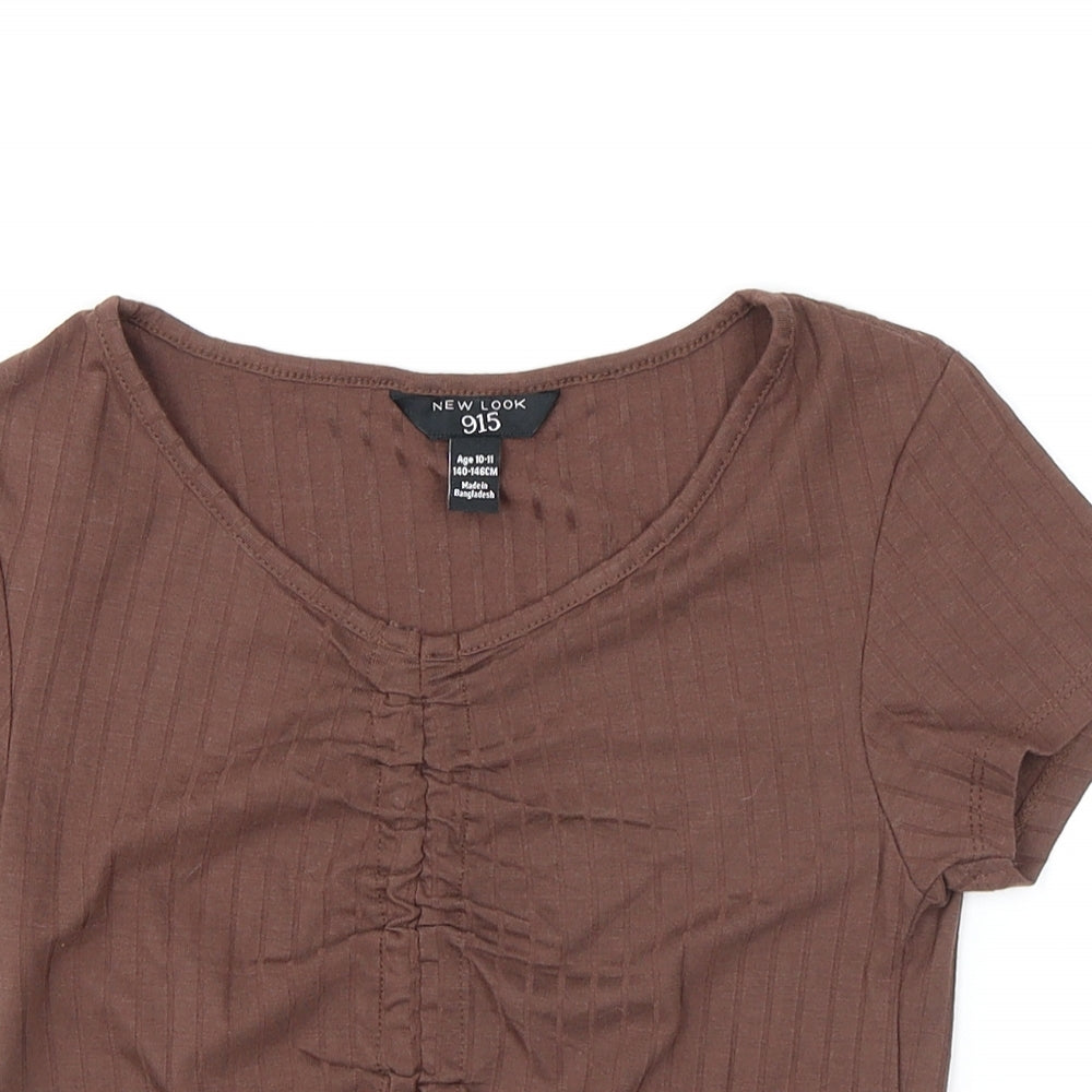 New Look Girls Brown Polyester Basic T-Shirt Size 10-11 Years Round Neck Pullover