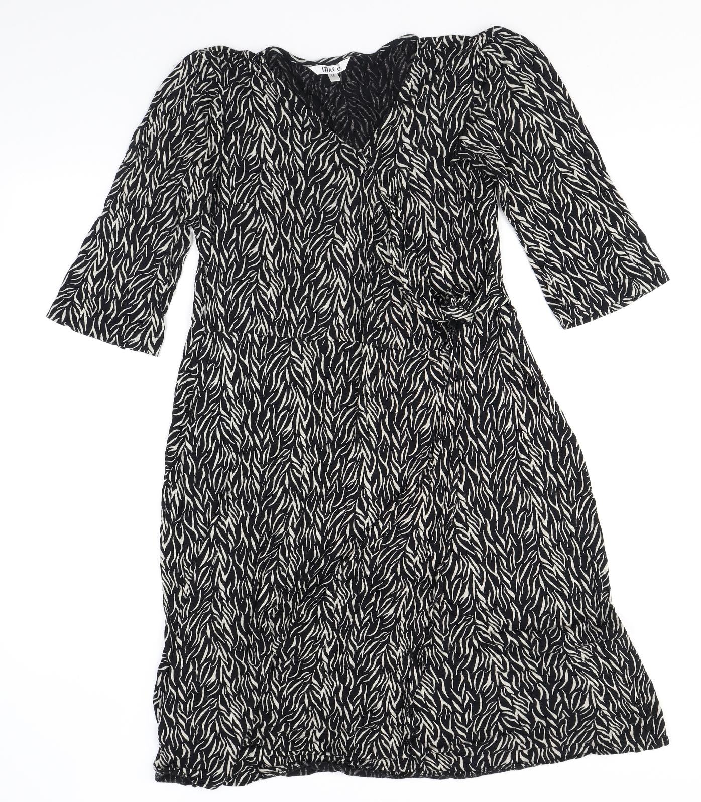 M&Co Womens Black Geometric Viscose A-Line Size 14 V-Neck Pullover