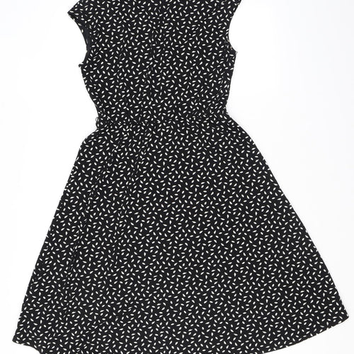 H&M Womens Black Geometric Polyester A-Line Size M V-Neck Pullover