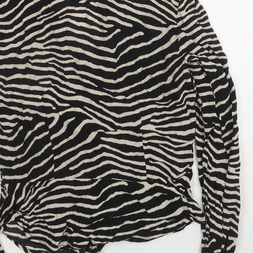 H&M Womens Black Animal Print Viscose Basic Button-Up Size 8 V-Neck - Tiger Print