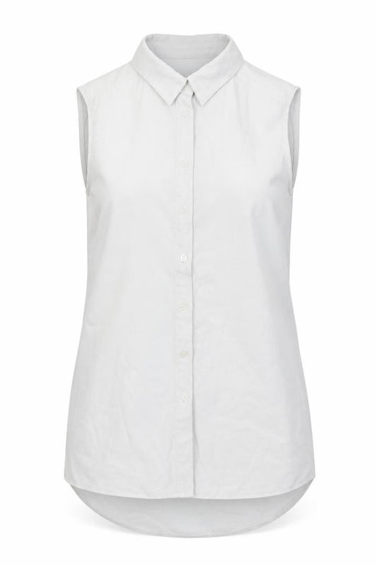 Front view of New Look women’s white polyester basic button-up, size UK 8, collared