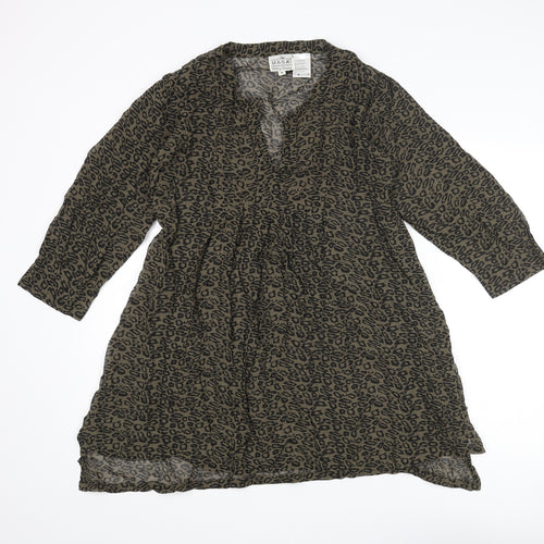 The Masai Womens Green Animal Print Viscose Trapeze & Swing Size S V-Neck Pullover