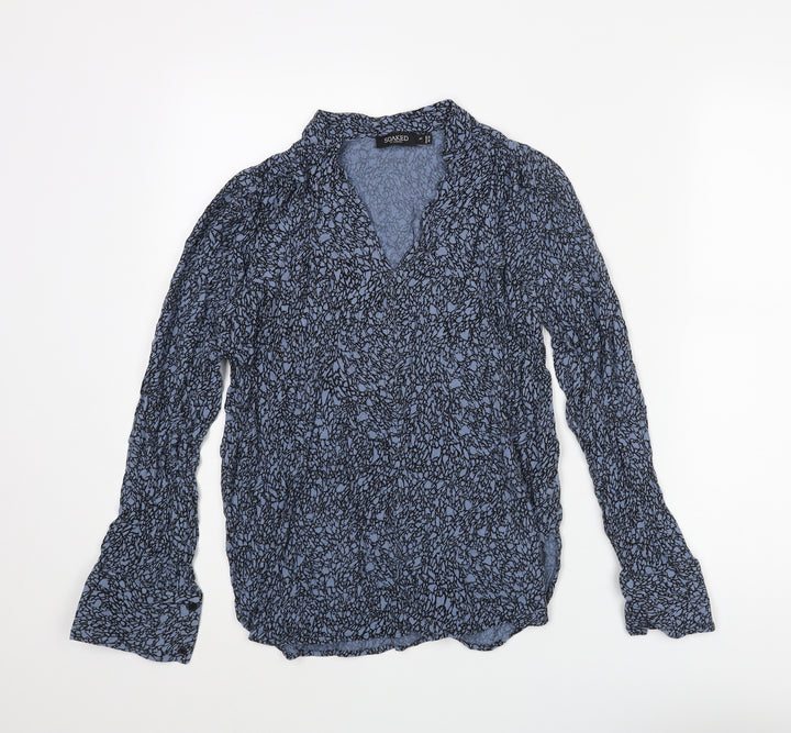 Soaked in Luxury Womens Blue Geometric Viscose Basic Blouse Size XS V-Neck