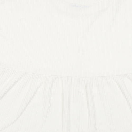 Boohoo Womens White Polyester Basic T-Shirt Size 8 Round Neck