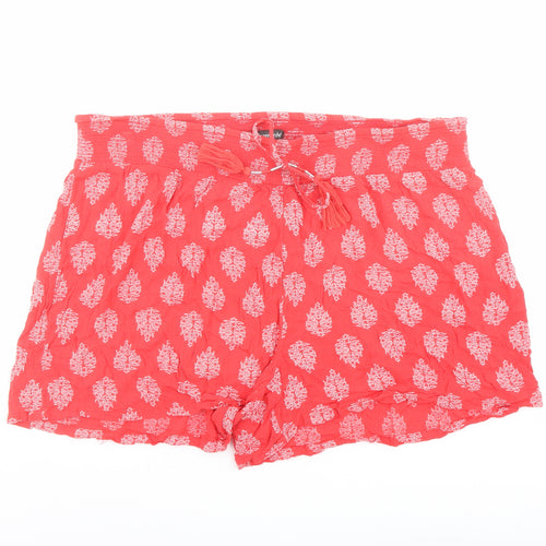 Bonmarché Womens Red Geometric Viscose Bermuda Shorts Size 22 L4 in Regular Pull On
