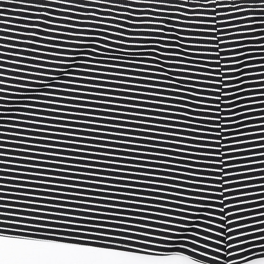 Boohoo Womens Black Striped Polyester Basic Shorts Size 22 Regular Pull On