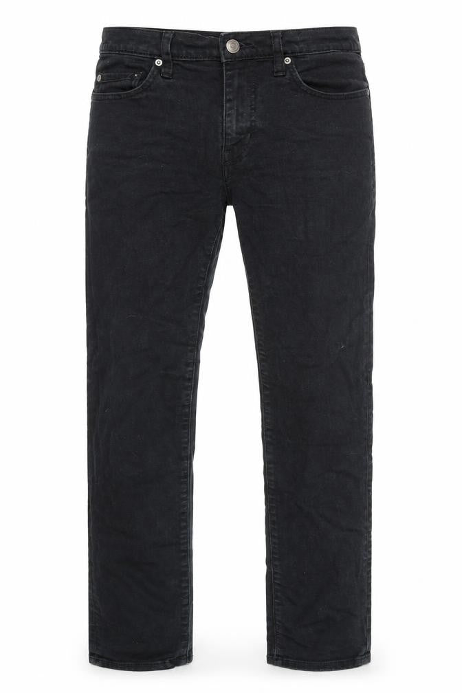 Front view of Amazon men’s black cotton straight jeans, size 32, in, 32-inch leg regular zip