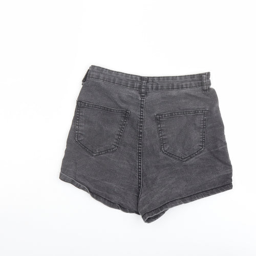 PRETTYLITTLETHING Womens Grey Cotton Hot Pants Shorts Size 6 L3 in Regular Button