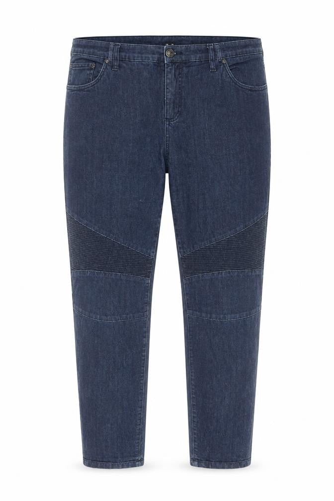 Front view of Rainbow women’s blue cotton capri jeans, size UK 26, 31-inch leg regular zip