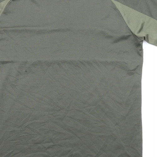 Nike Boys Green Colourblock Polyester Basic T-Shirt Size XL Round Neck Pullover